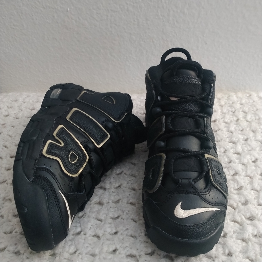 Nike Air More Uptempo 'Black Metallic Gold' size 5.5y
